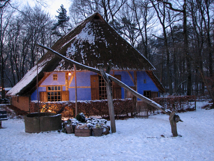 Openluchtmuseum_blauwe_huis_winter